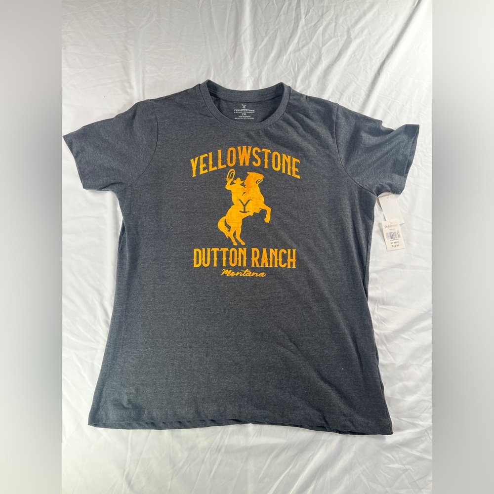 Women's NWT Yellowstone Dutton Ranch Montana Short Sleeve Gray T-Shirt Size XXL